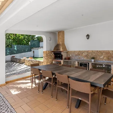 Villa Relaxing With Private Pool, 6 Min *
